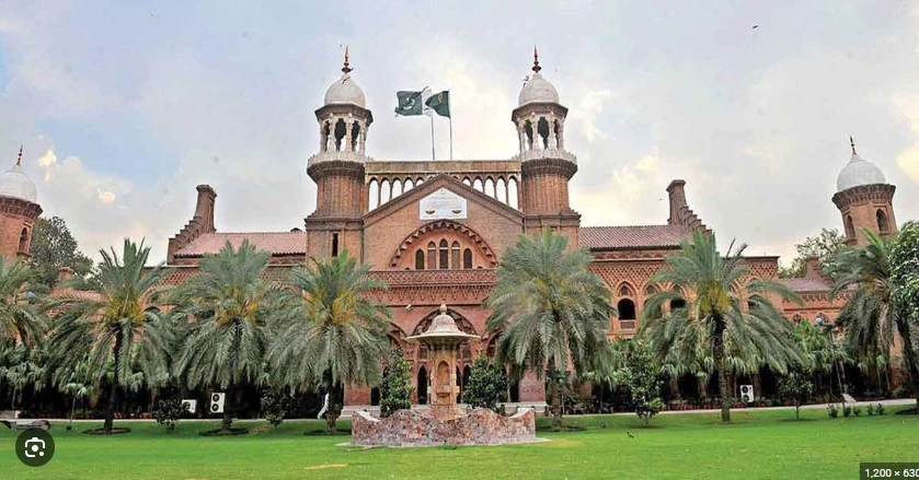 LHC issues notices to govt, others in ‘X’ ban case