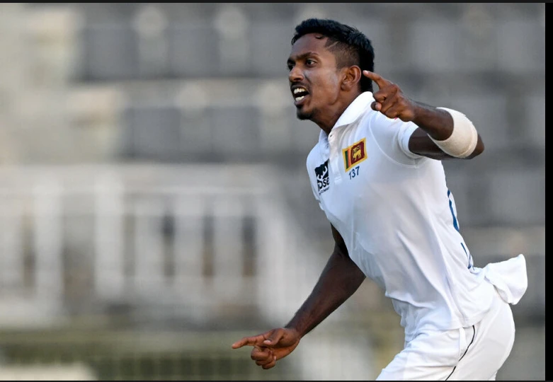 Sri Lanka's Fernando reduces Bangladesh to 115-4, trailing by 416