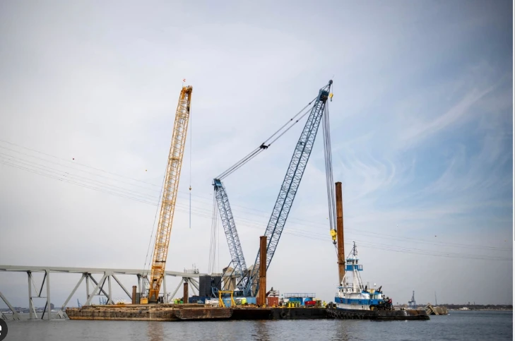 First vessel passes channel opened to aid US bridge cleanup