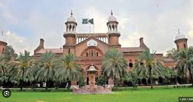 LHC orders ECP to decide on plea of Maryam Nawaz’s rival in 15 days