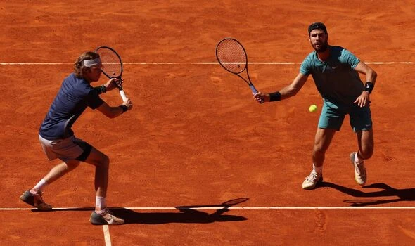 Men's tennis to trial new doubles format