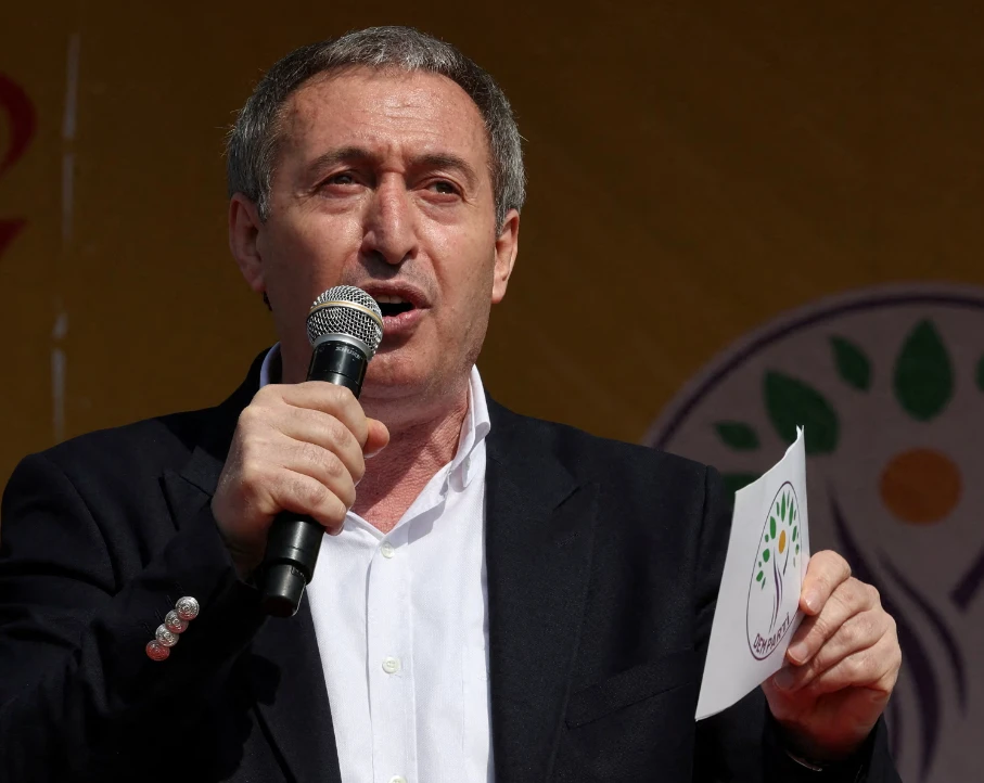 Turkey election authority reinstates excluded pro-Kurdish mayor