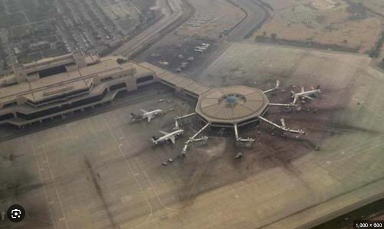 CAA notifies closure of Karachi airport’s main runway to remove tyres’ rubber