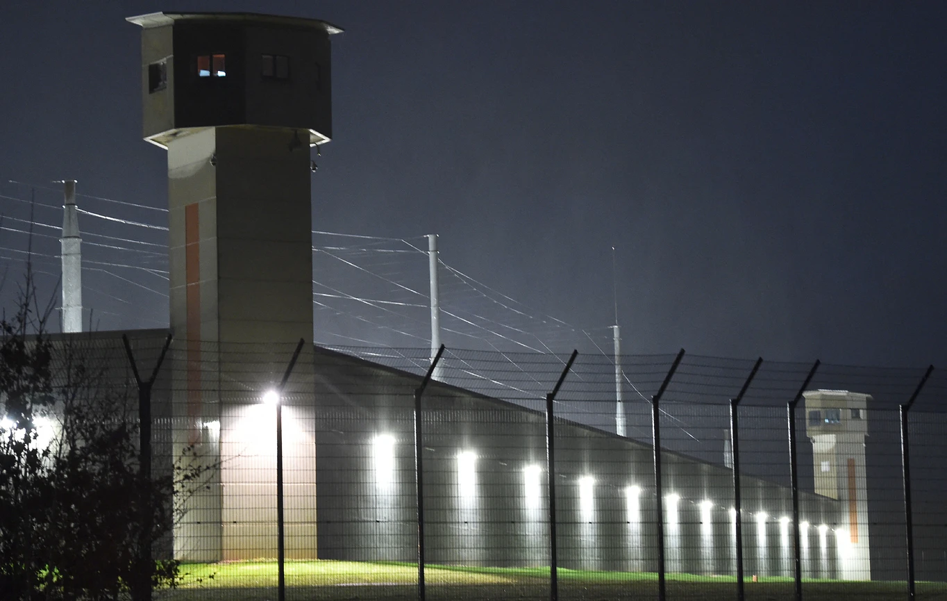 Drones deliver drugs, food to French prison cells