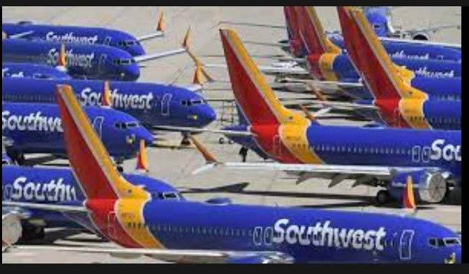 Southwest Airlines delays departure of Boeing 737 due to engine fire