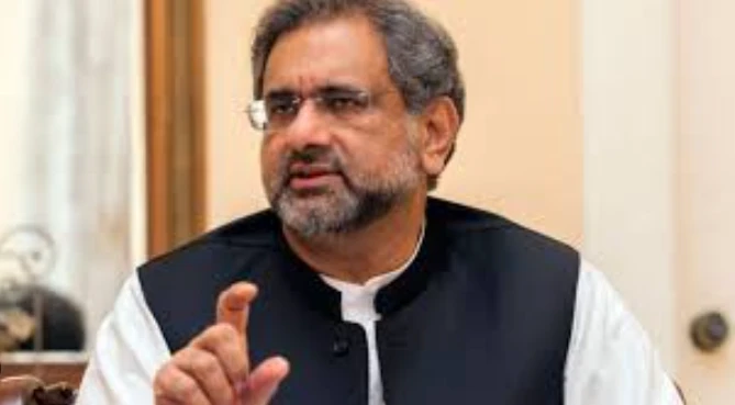 Abbasi courting PML-N dissidents for new party