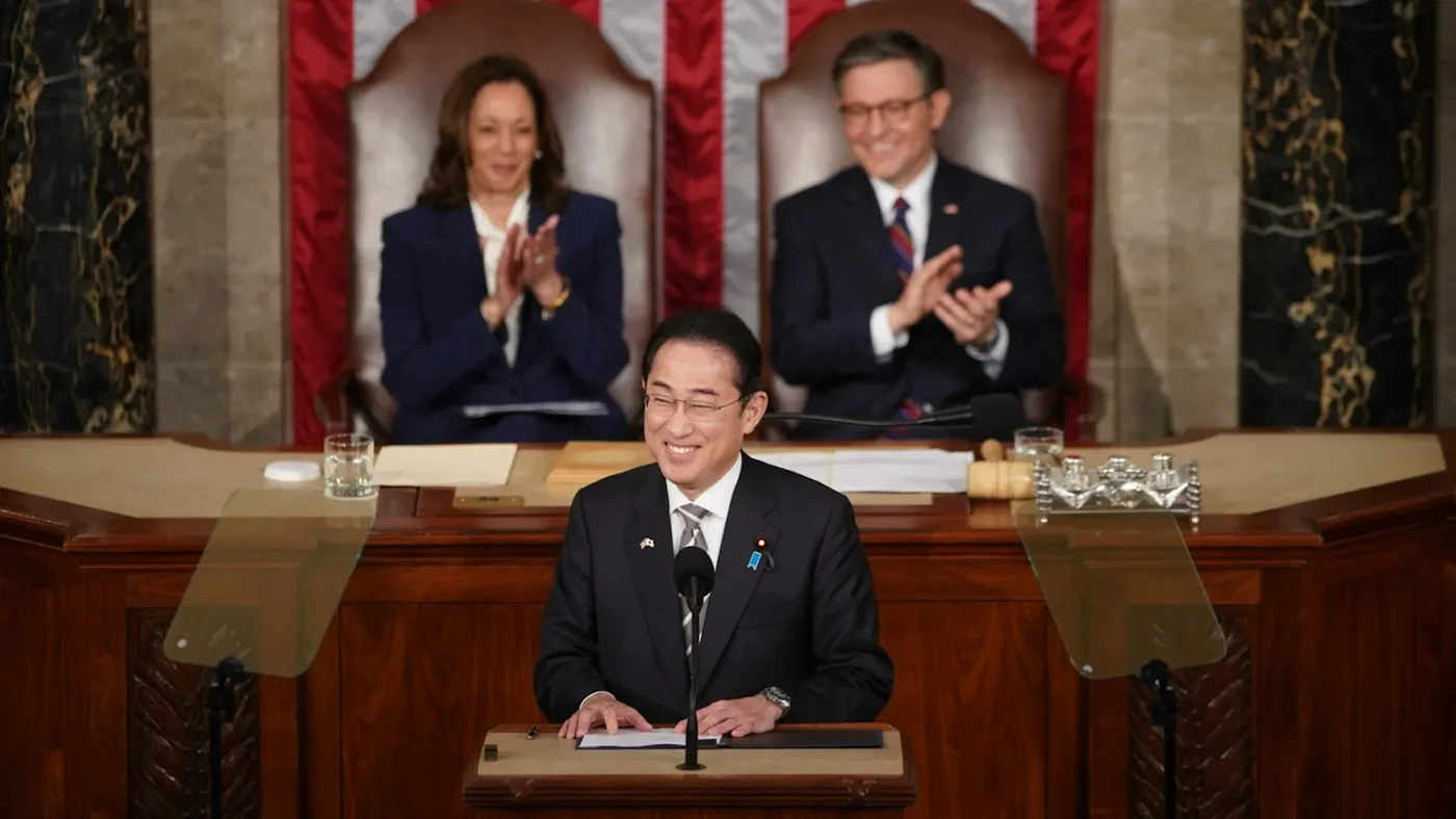 Japan PM asks US to overcome 'self-doubt'