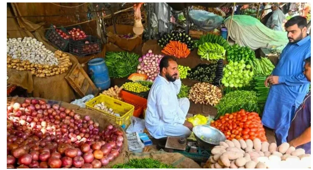 Pakistan's weekly inflation falls by 0.79 percent