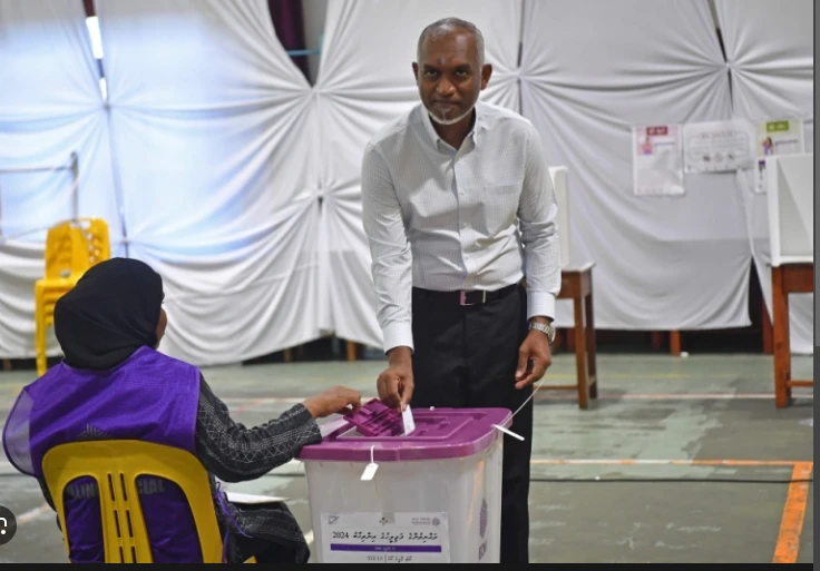 Landslide win for pro-China leader's party in Maldives vote