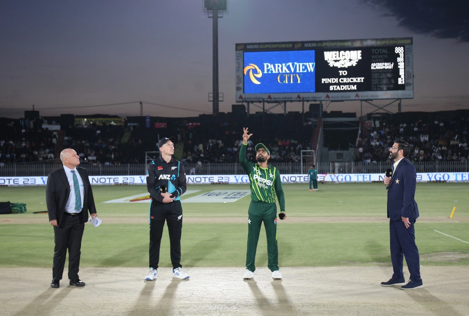 New Zealand opt to bowl first against Pakistan in 3rd T-20I