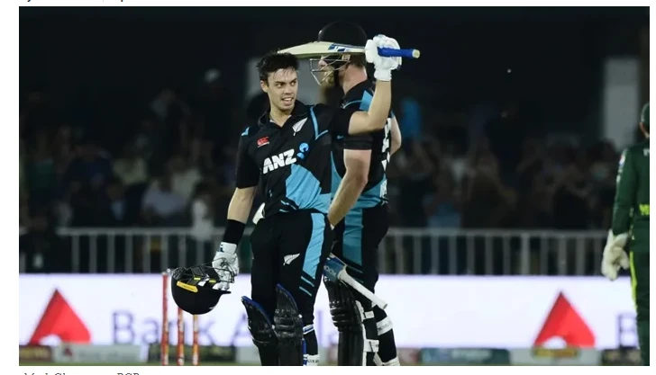 New Zealand thrash Pakistan by seven wickets in 3rd T-20I