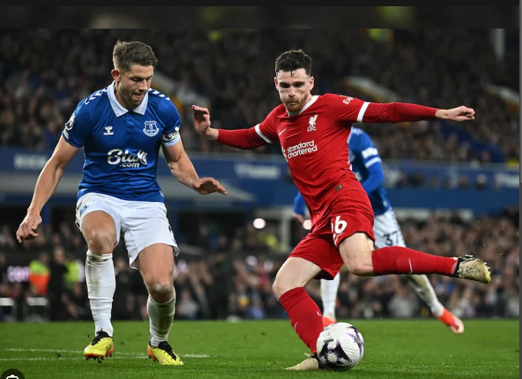 Liverpool lose at Everton to leave Premier League hopes in ruins