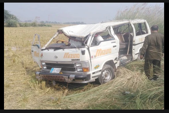 15 female teachers injured in Nathiagali road accident