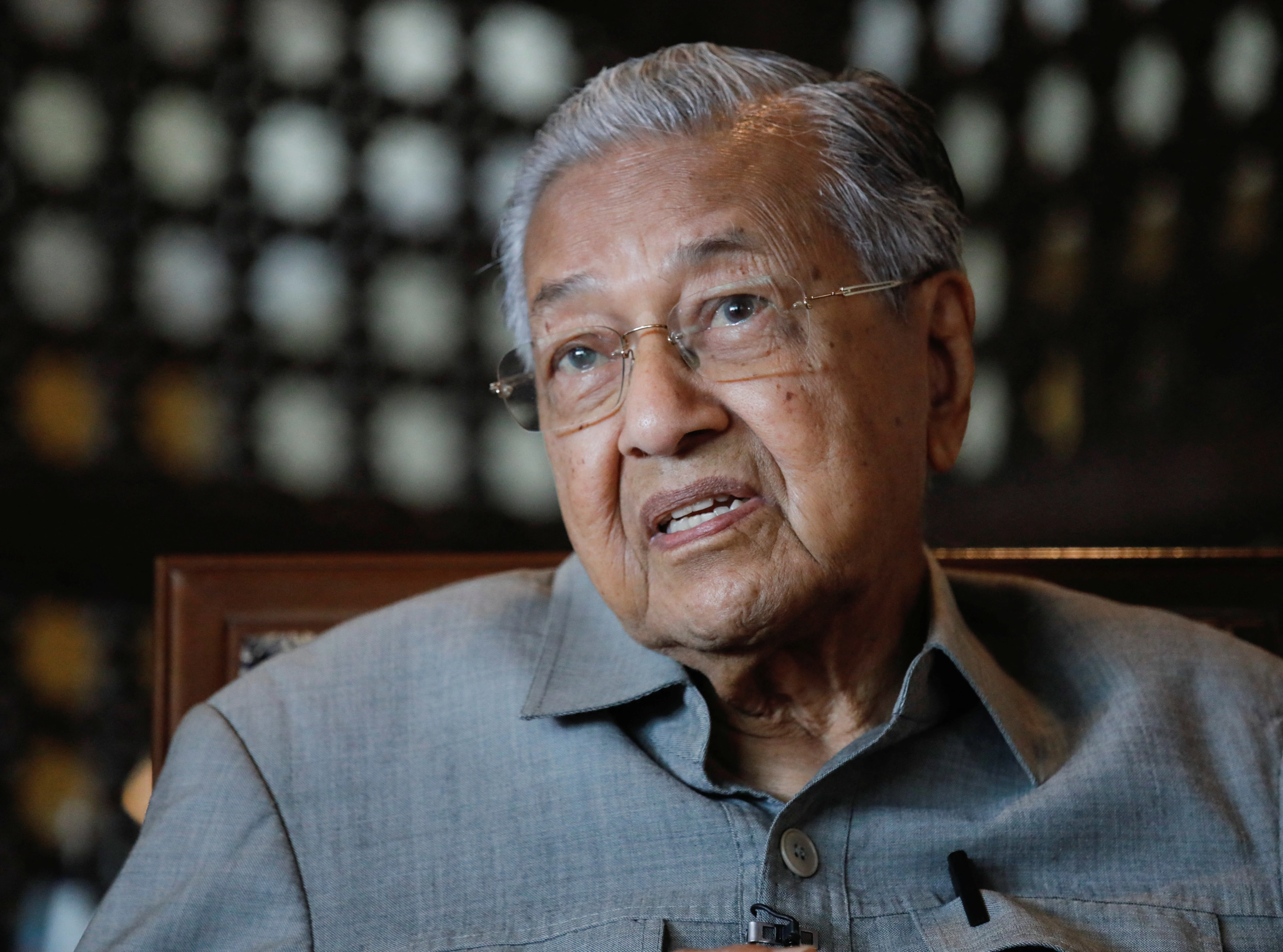 Malaysia ex-PM Mahathir Mohamad faces anti-graft probe