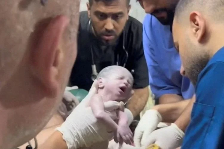 Gaza baby saved from dying mother's womb dies