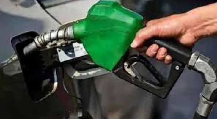 Govt announces reduction in petrol prices