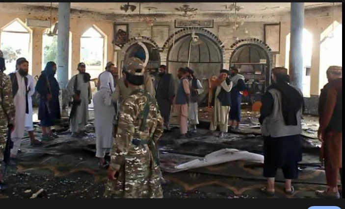 Gunman kills six in attack on Afghan mosque