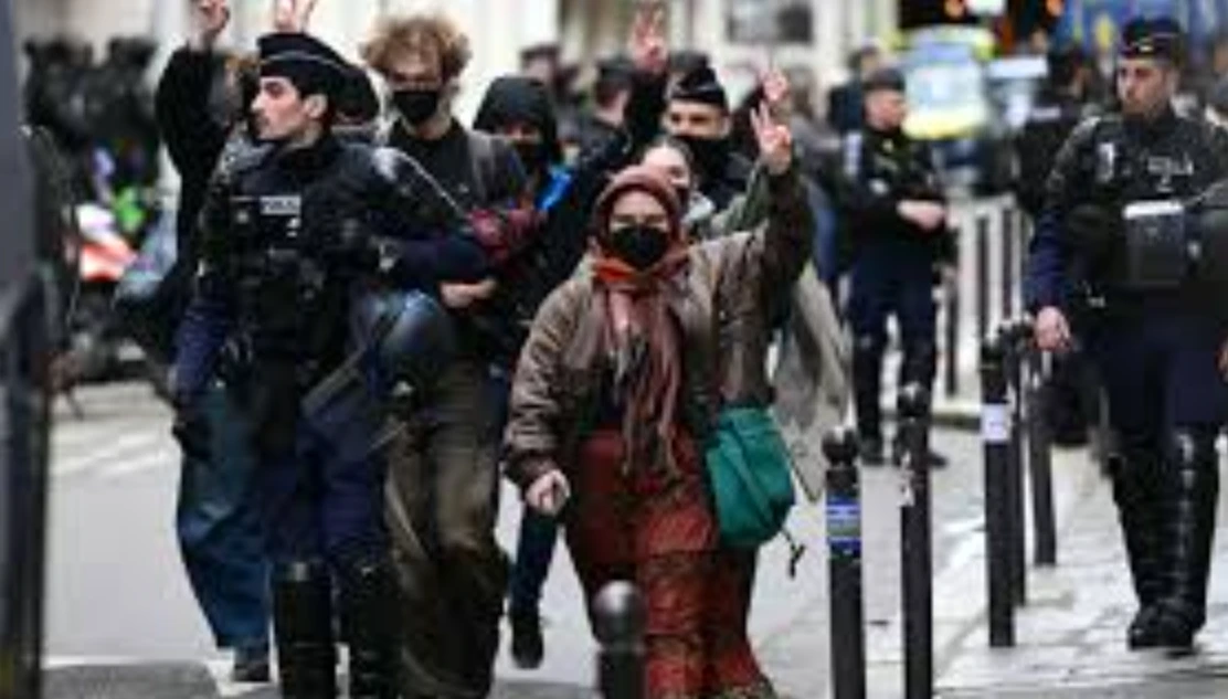 Police clear pro-Gaza sit-in at top Paris university