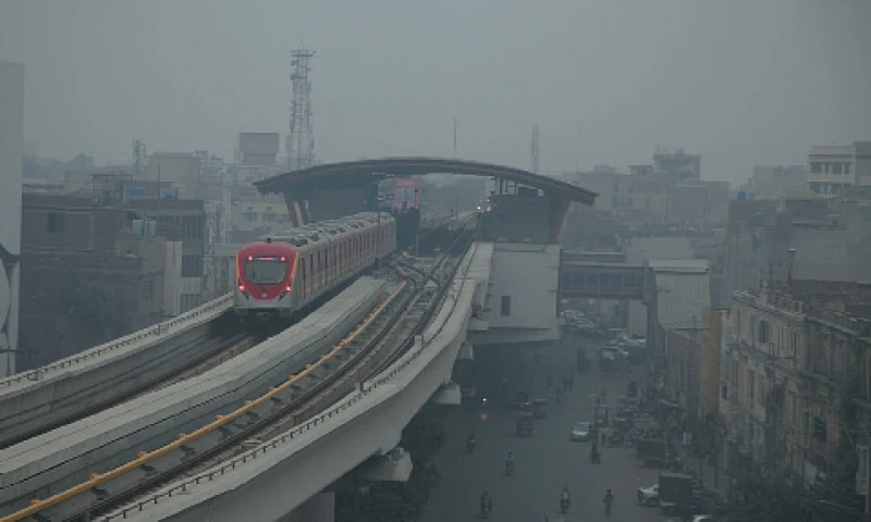 Air quality deteriorates again, Lahore ranks 7th most polluted city with AQI of 155