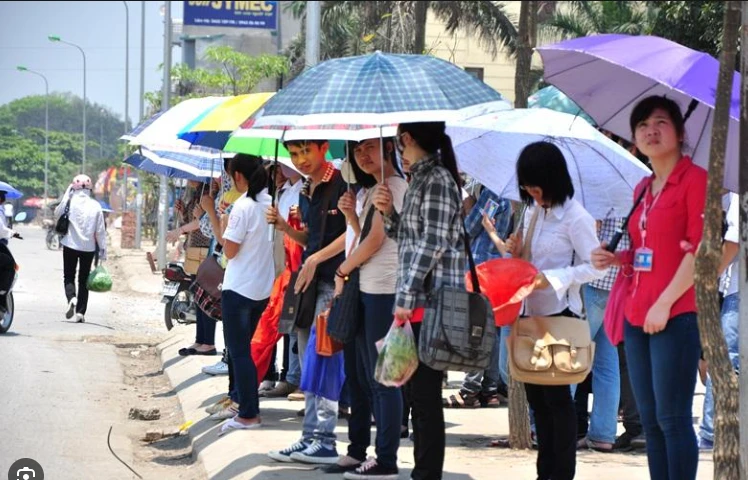 Vietnam temperature records tumble as heatwave scorches