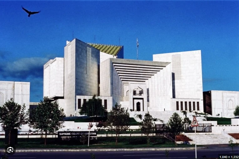 Supreme Court suspends PHC, ECP decisions depriving SIC of reserved seats