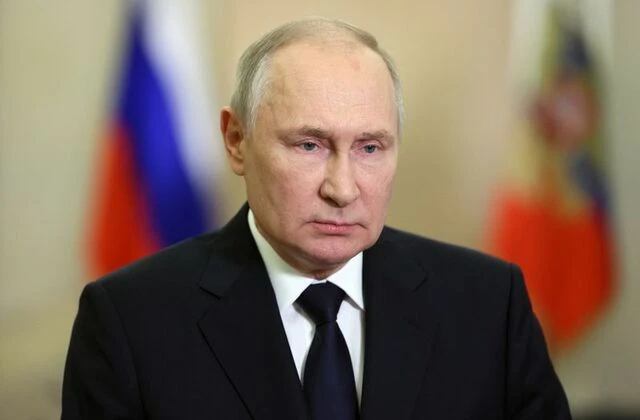 Putin orders nuclear drills with Russian troops near Ukraine