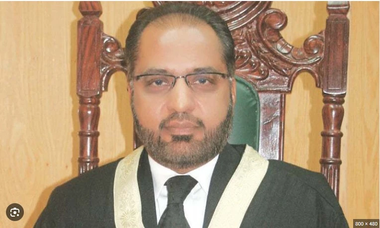 Govt notifies retirement of ex-IHC judge Justice Shaukat Siddiqui