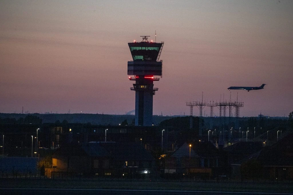 Health body recommends Brussels night flight ban