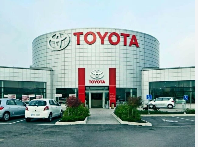 Japanese auto giant Toyota posts record net profit