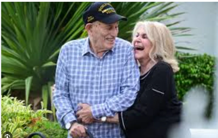 US centenarian to marry at Normandy, 80 years after Allied landing