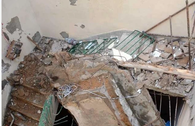 Roof of newly-built police station collapsed in Umarkot