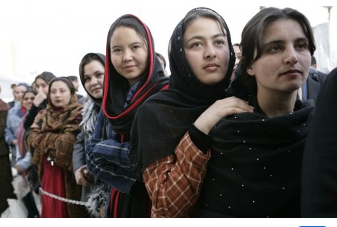 Afghan women struggle under male guardian rules