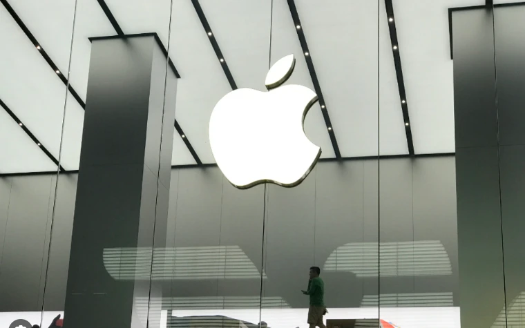 Apple apologizes for iPad 'Crush' ad after backlash