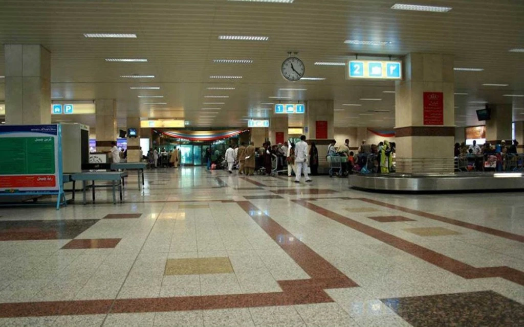 Flight service at Lahore Airport resumes after 11 hours