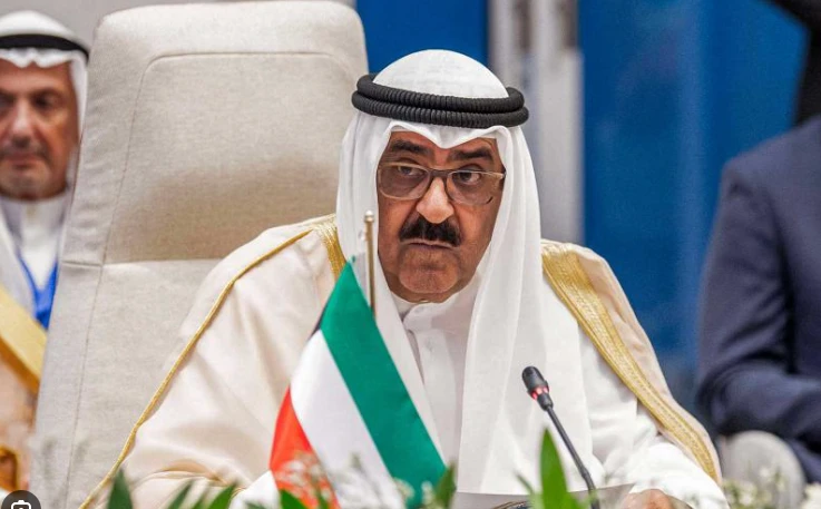 Kuwait emir dissolves parliament in new political crisis