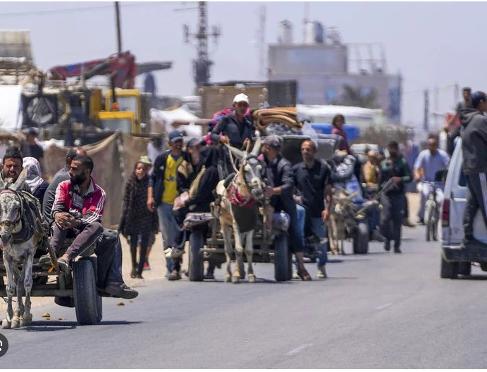 300,000 Gazans have evacuated east Rafah