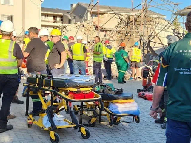 'Miracle' survivor found 5 days after S.Africa building collapse