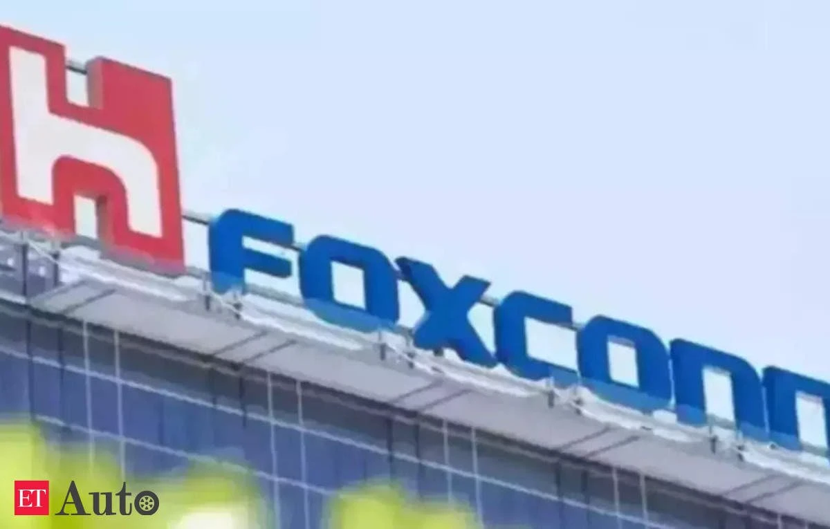 Foxconn reports sharp rise in first-quarter net profit