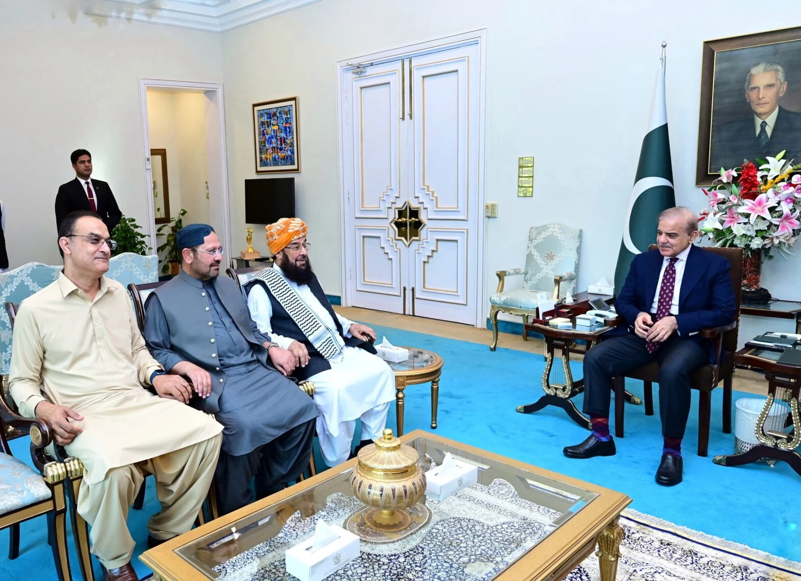 PTI intensifies efforts to woo Fazl to join grand alliance as PM meets Haideri