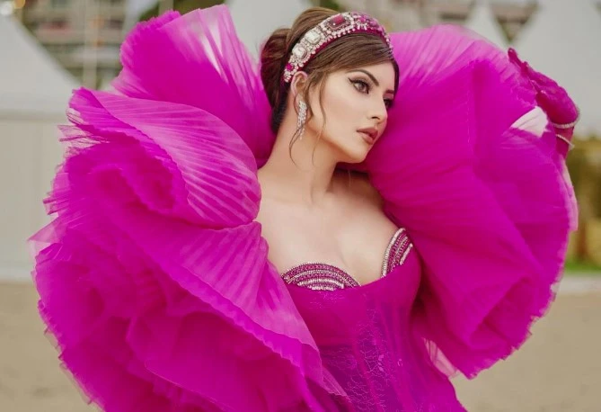 Urvashi Rautela slays in sassy pink at Cannes 2024 opening ceremony