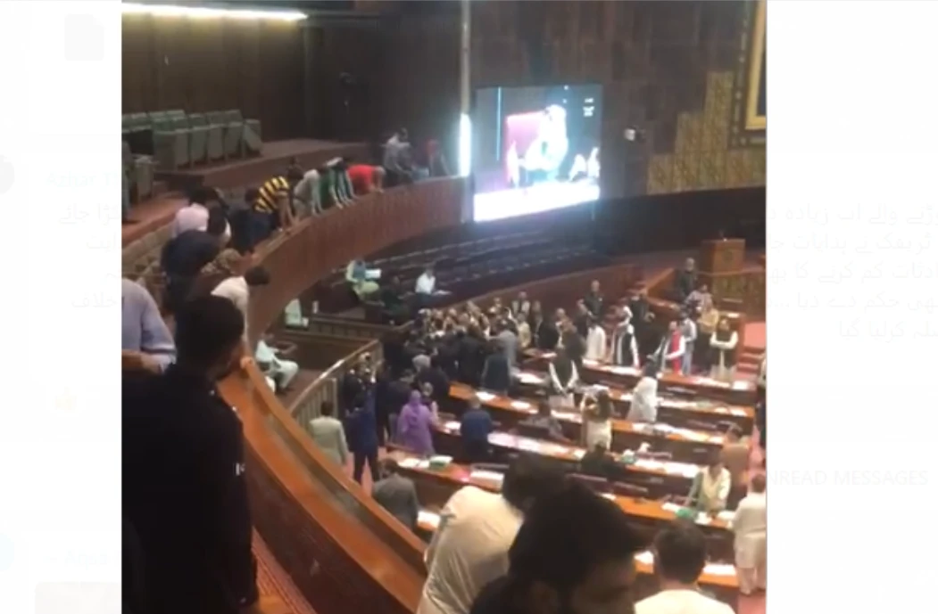 Ruckus in National Assembly after Zartaj Gul and Tariq Cheema trade barbs