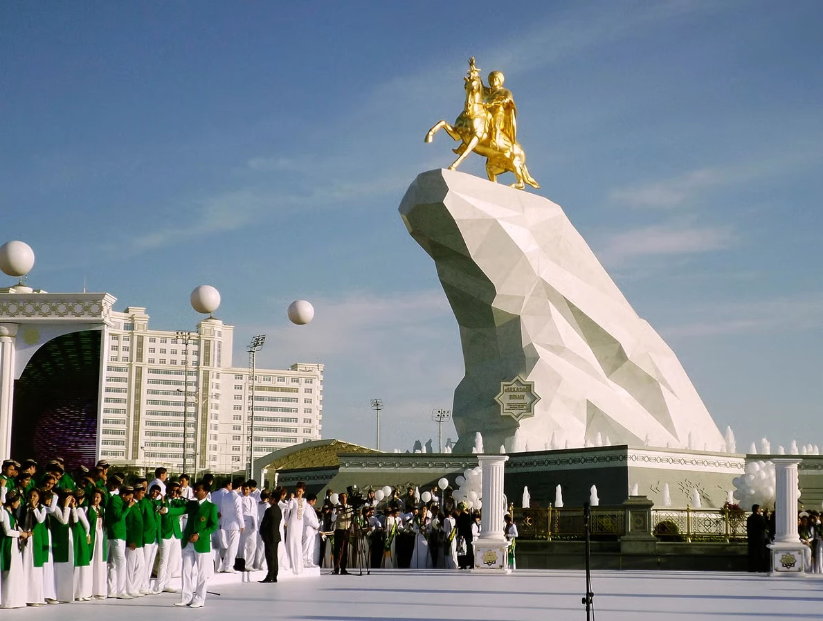 Turkmenistan unveils one of the world's tallest statues