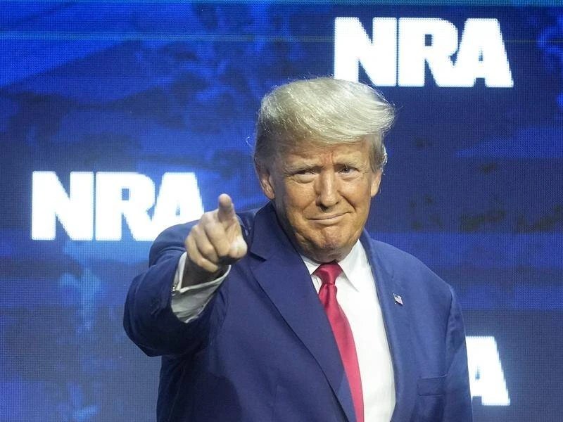 Trump to rouse firearm owners at gun lobby gathering