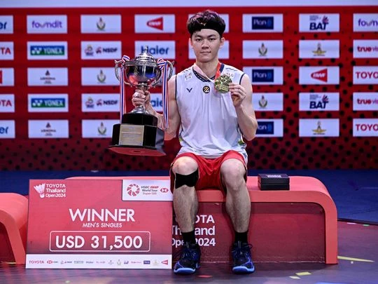 Malaysia's Lee Zii Jia storms to Thai Open badminton victory