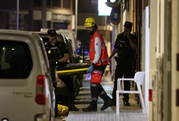 Four dead, 21 injured in Spain restaurant roof collapse