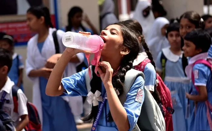 Students in Islamabad Schools suffer amid power outages during intense heatwave