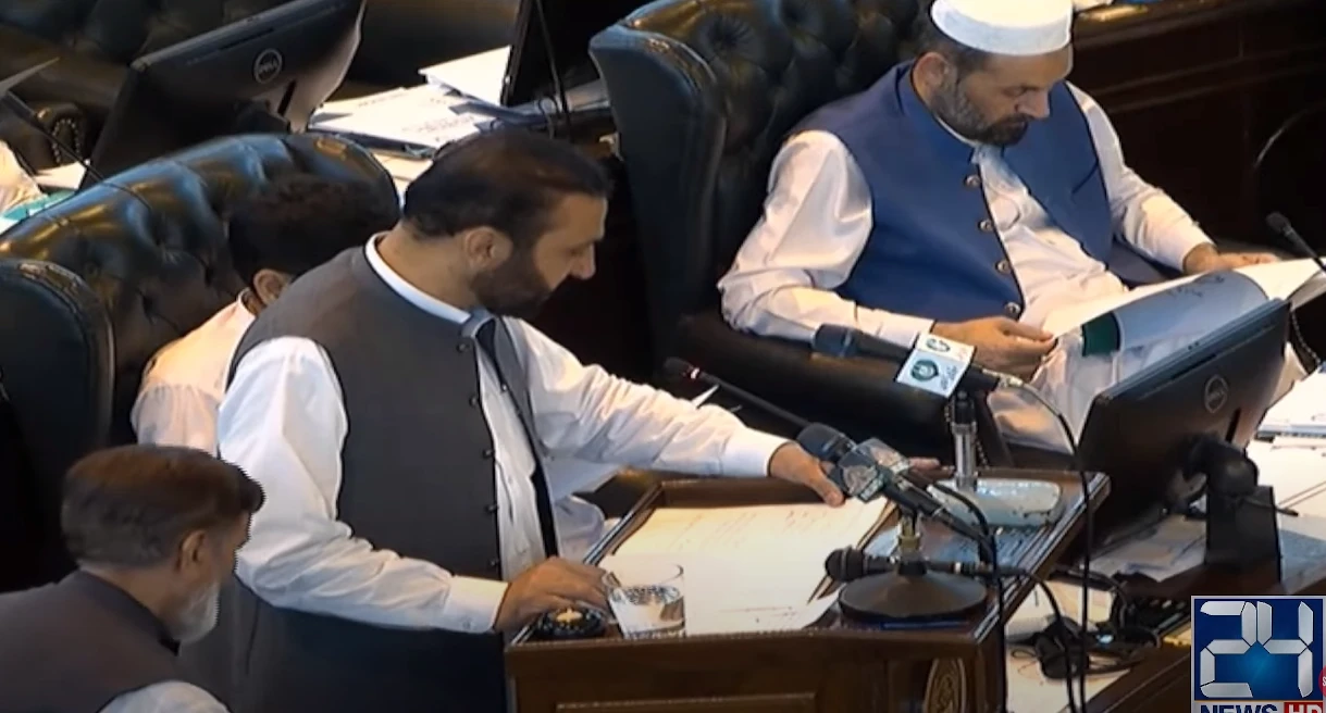 KP Budget 2024-25: Salary, pension up by 10pc