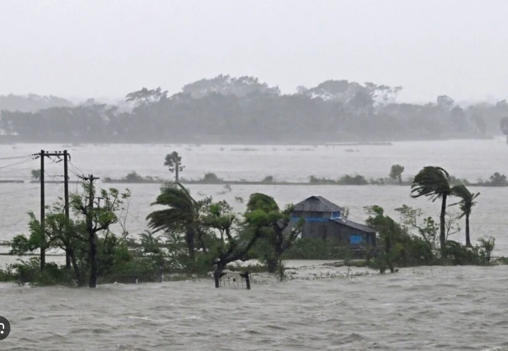 12 Indians killed in quarry collapse after cyclone rains