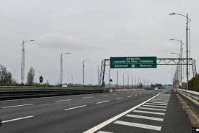 Italian woman dumps daughter on highway for bad Latin grade