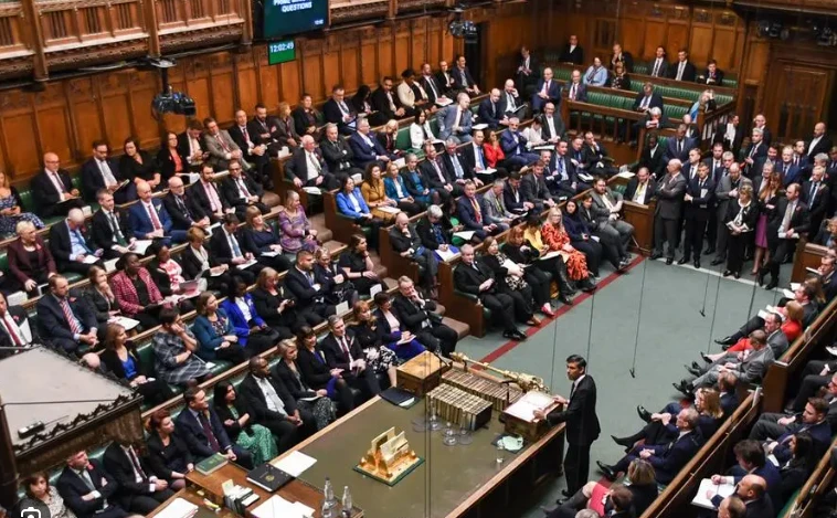 UK parliament dissolves ahead of election